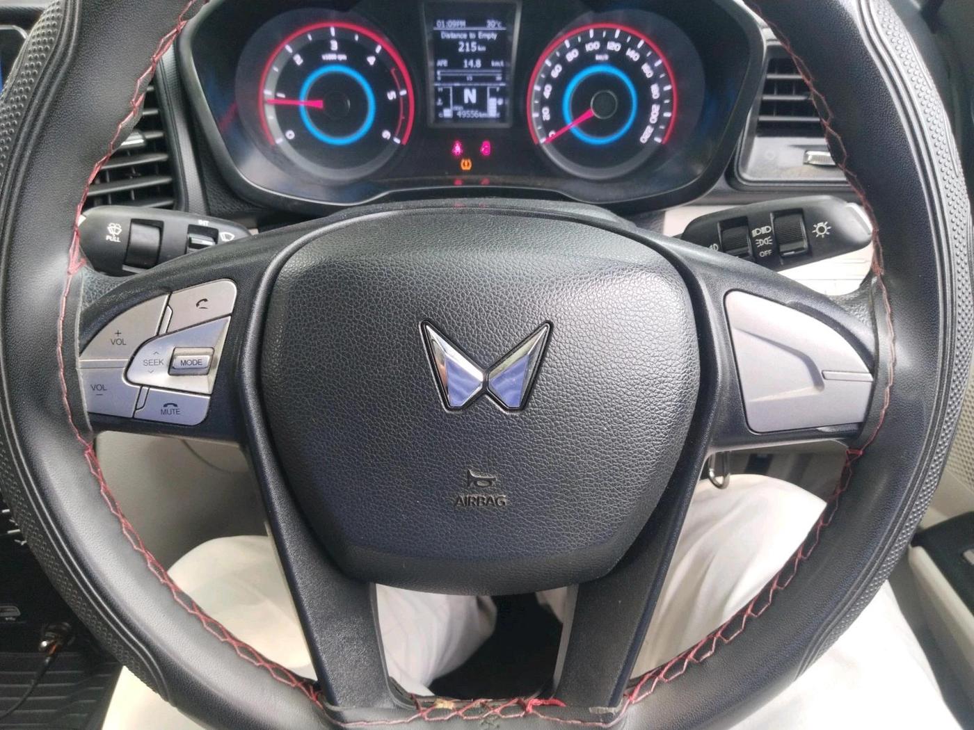 2023 Mahindra XUV300 W6 1.5 Diesel, Diesel, Manual, 49,556 km, interior