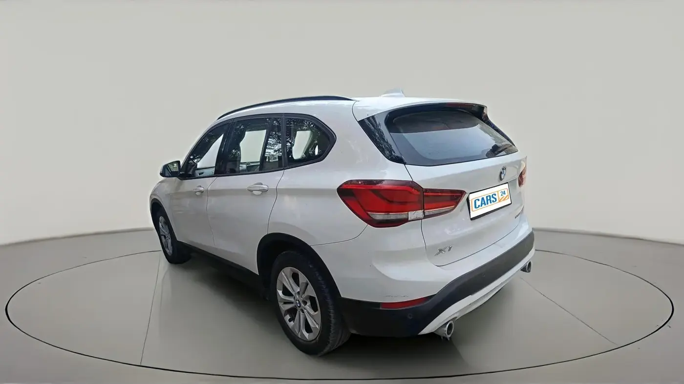 2021 BMW X1 SDRIVE 20i SPORTX, Petrol, Automatic, 60,000 km, exterior