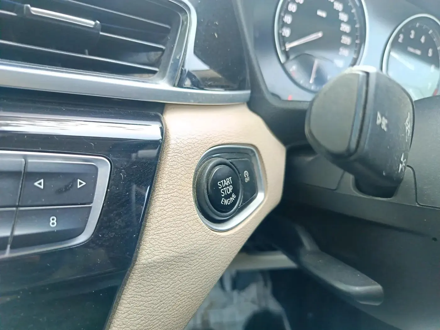 2021 BMW X1 SDRIVE 20i SPORTX, Petrol, Automatic, 60,000 km, interior