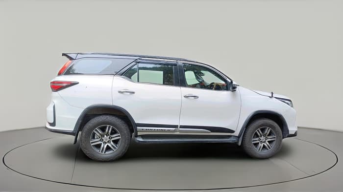 2019 Toyota Fortuner 2.8 4X2 MT, Diesel, Manual, 1,02,018 km, exterior