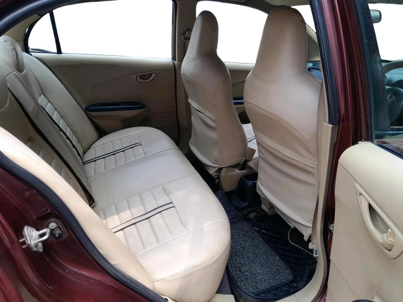 2015 Honda Amaze 1.5L I-DTEC S, Diesel, Manual, 2,57,966 km, interior