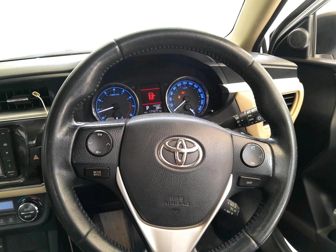 2015 Toyota Corolla Altis VL CVT PETROL, Petrol, Automatic, 1,71,677 km, interior