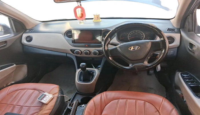 2016 Hyundai Grand i10 MAGNA 1.2 KAPPA VTVT, Petrol, Manual, 1,62,165 km, interior