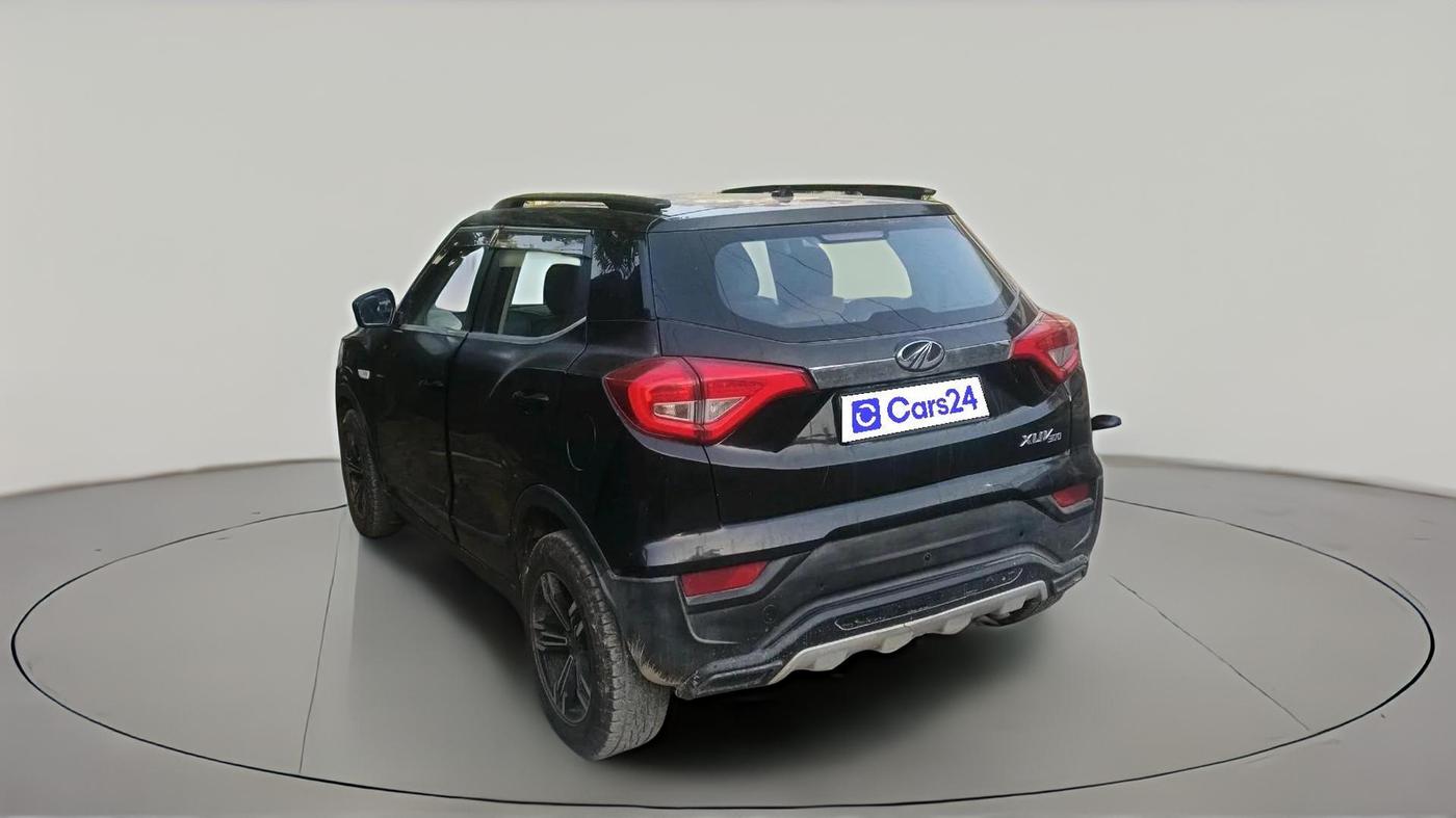 2022 Mahindra XUV300 W6 1.5 Diesel, Diesel, Manual, 1,14,775 km, exterior