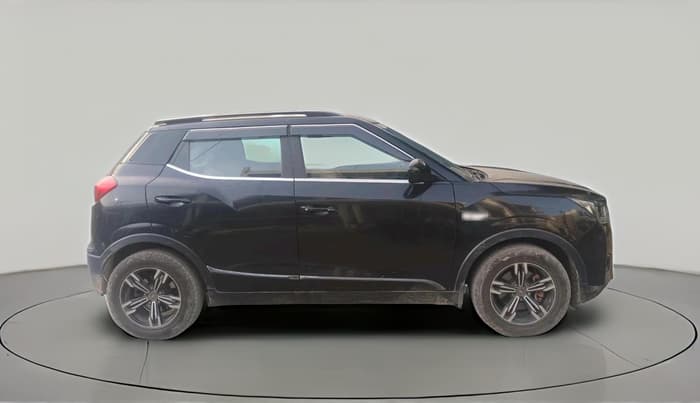 2022 Mahindra XUV300 W6 1.5 Diesel, Diesel, Manual, 1,14,775 km, exterior