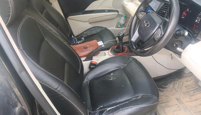 2022 Mahindra XUV300 W6 1.5 Diesel, Diesel, Manual, 1,14,775 km, interior