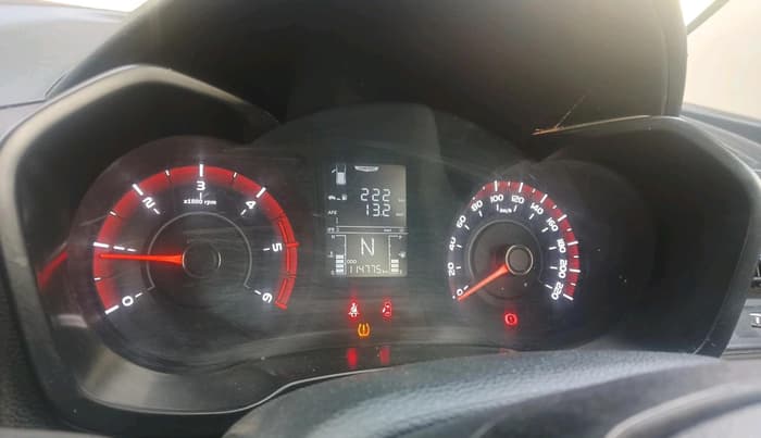 2022 Mahindra XUV300 W6 1.5 Diesel, Diesel, Manual, 1,14,775 km, interior