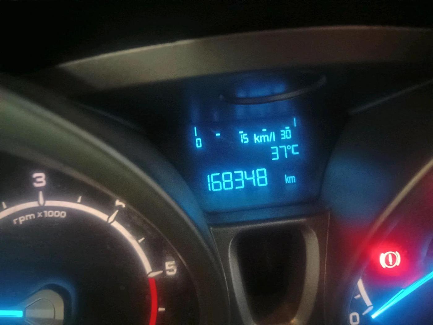 2015 Ford Ecosport TITANIUM 1.5L DIESEL, Diesel, Manual, 1,68,348 km, interior