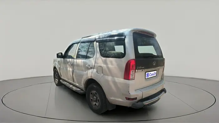 2015 Tata Safari Storme 2.2 EX 4X2, Diesel, Manual, 1,02,341 km, exterior