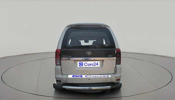 2015 Tata Safari Storme 2.2 EX 4X2, Diesel, Manual, 1,02,341 km, exterior