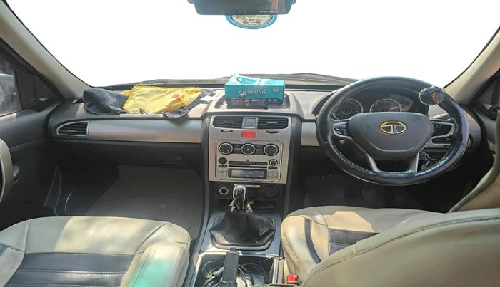 2015 Tata Safari Storme 2.2 EX 4X2, Diesel, Manual, 1,02,341 km, interior