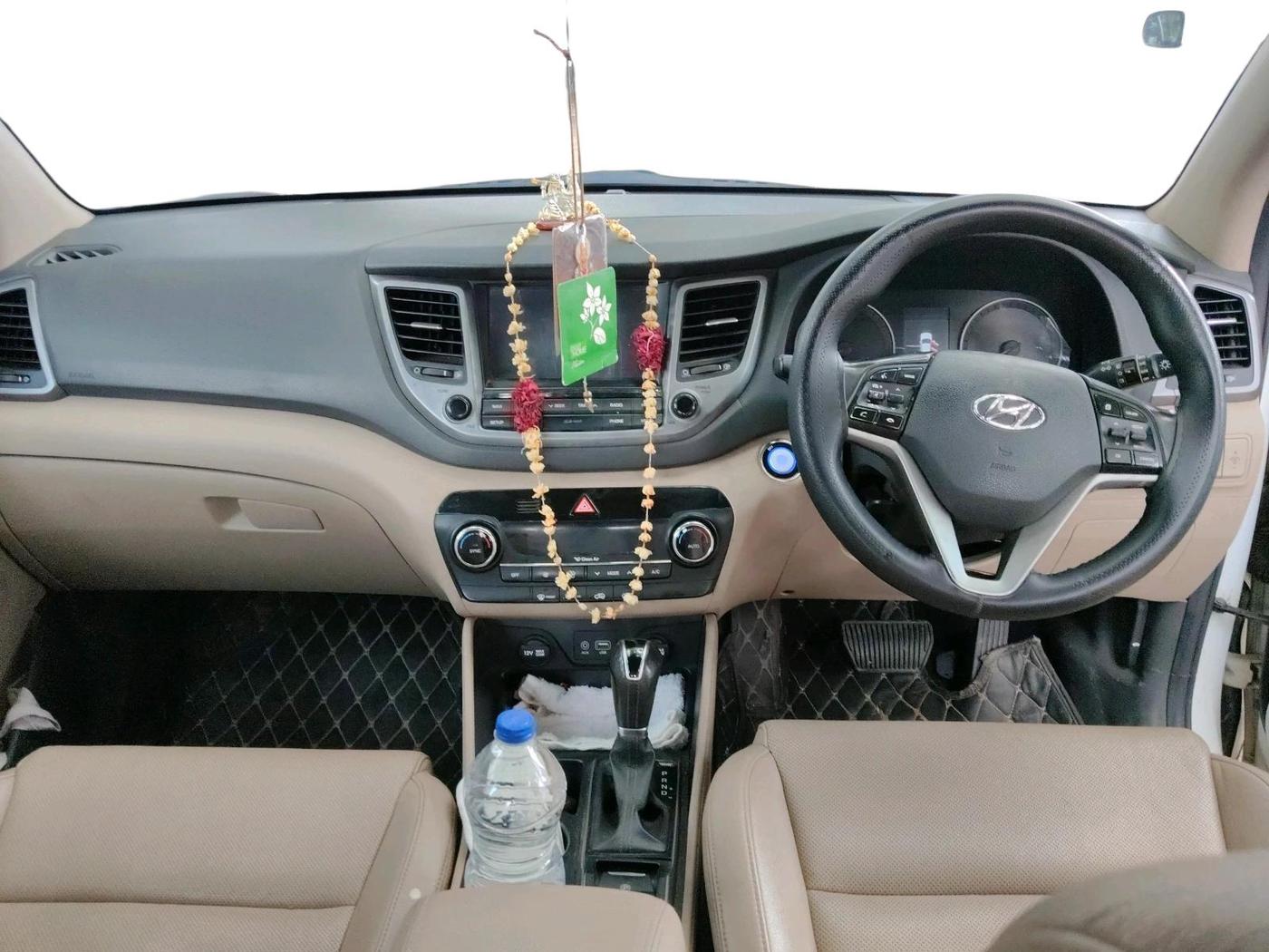 2018 Hyundai Tucson GLS 4WD AT DIESEL, Diesel, Automatic, 1,59,977 km, interior