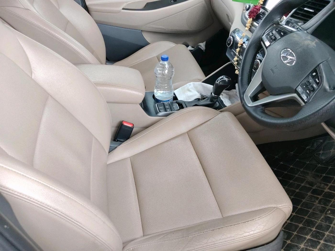 2018 Hyundai Tucson GLS 4WD AT DIESEL, Diesel, Automatic, 1,59,977 km, interior
