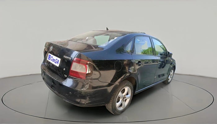 2013 Skoda Rapid AMBITION 1.6 TDI CR MT, Diesel, Manual, 1,21,214 km, exterior