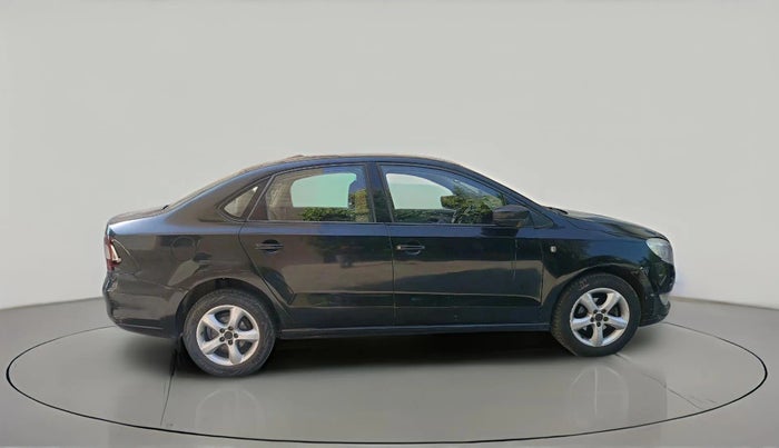 2013 Skoda Rapid AMBITION 1.6 TDI CR MT, Diesel, Manual, 1,21,214 km, exterior