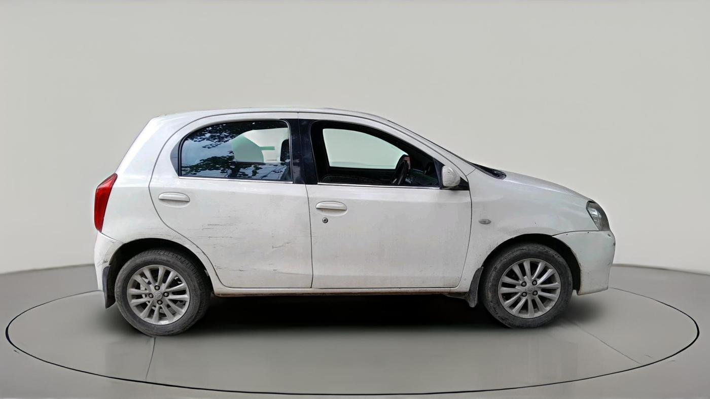 2012 Toyota Etios Liva V, Petrol, Manual, 88,632 km, exterior