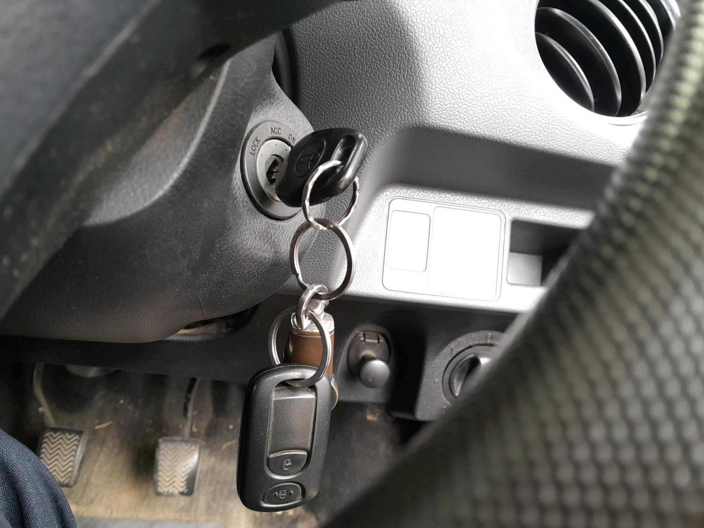2012 Toyota Etios Liva V, Petrol, Manual, 88,632 km, interior