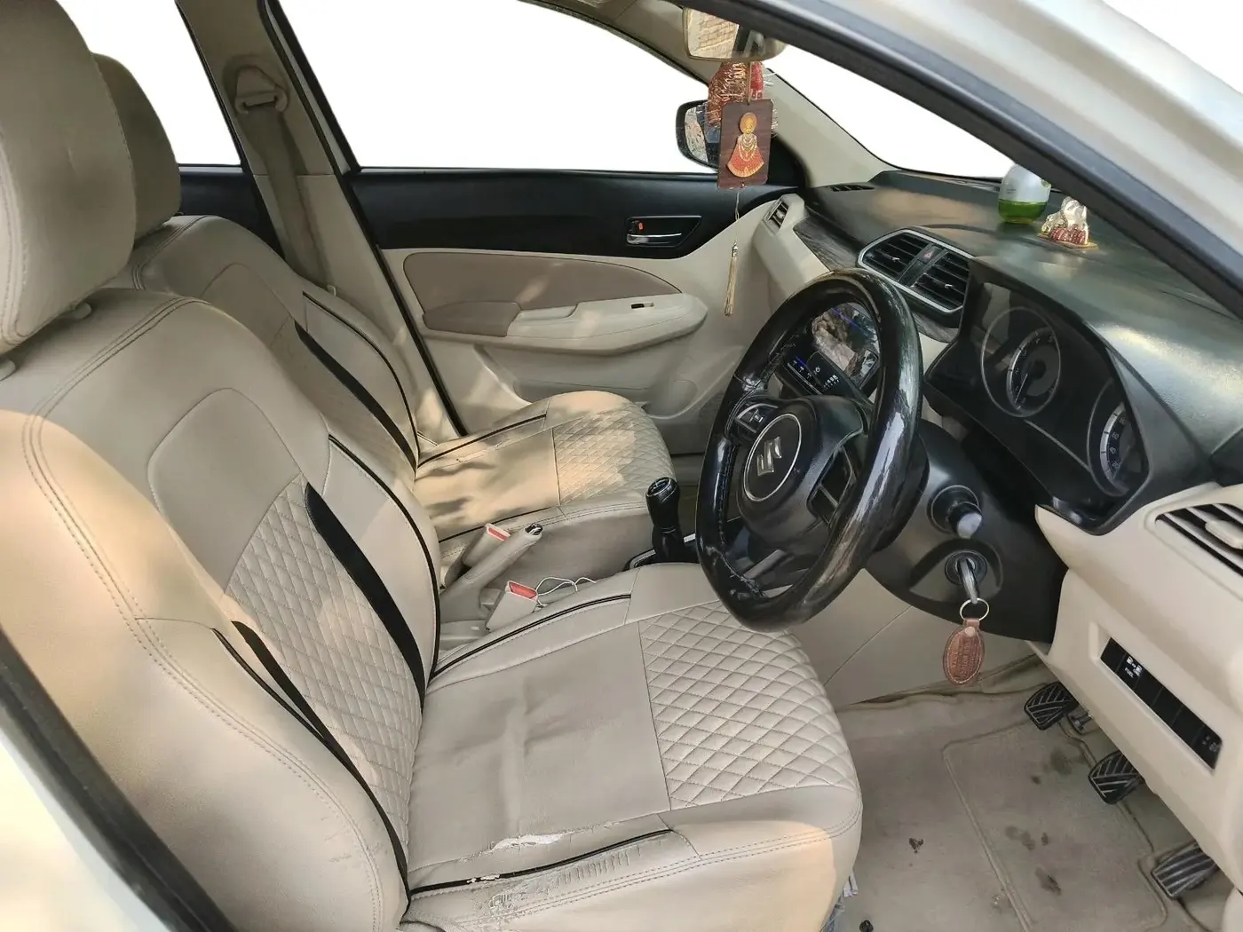2022 Maruti Dzire VXI CNG, CNG, Manual, 45,139 km, interior