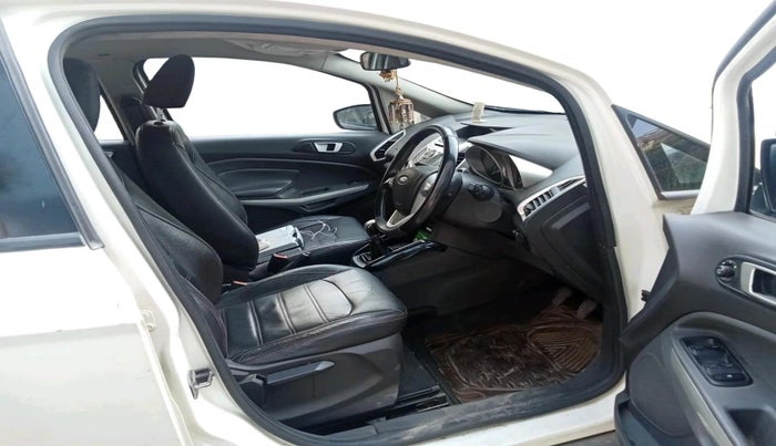 2014 Ford Ecosport TITANIUM 1.0L ECOBOOST, Petrol, Manual, 67,265 km, interior