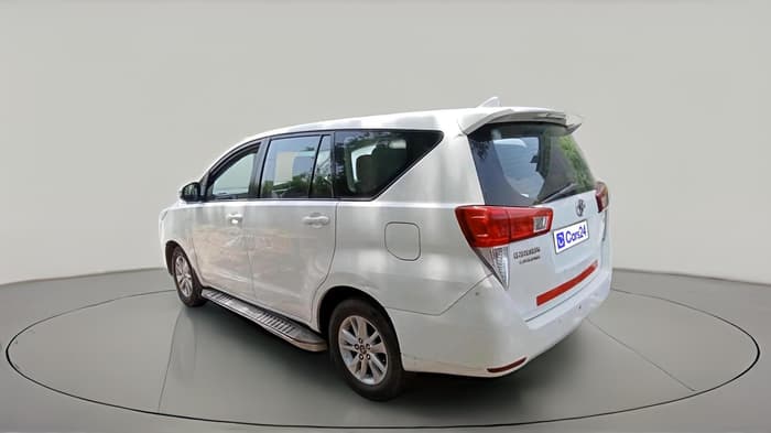 2017 Toyota Innova Crysta 2.8 GX AT 8 STR, Diesel, Automatic, 1,75,999 km, exterior