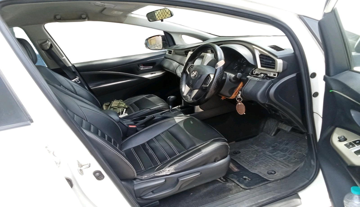 2017 Toyota Innova Crysta 2.8 GX AT 8 STR, Diesel, Automatic, 1,75,999 km, interior