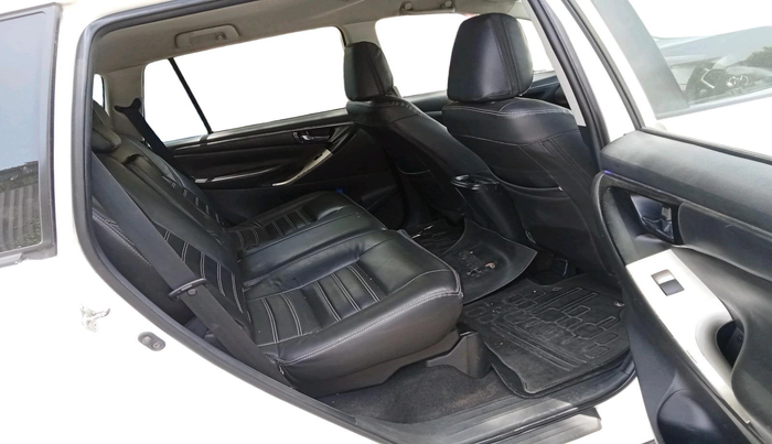 2017 Toyota Innova Crysta 2.8 GX AT 8 STR, Diesel, Automatic, 1,75,999 km, interior