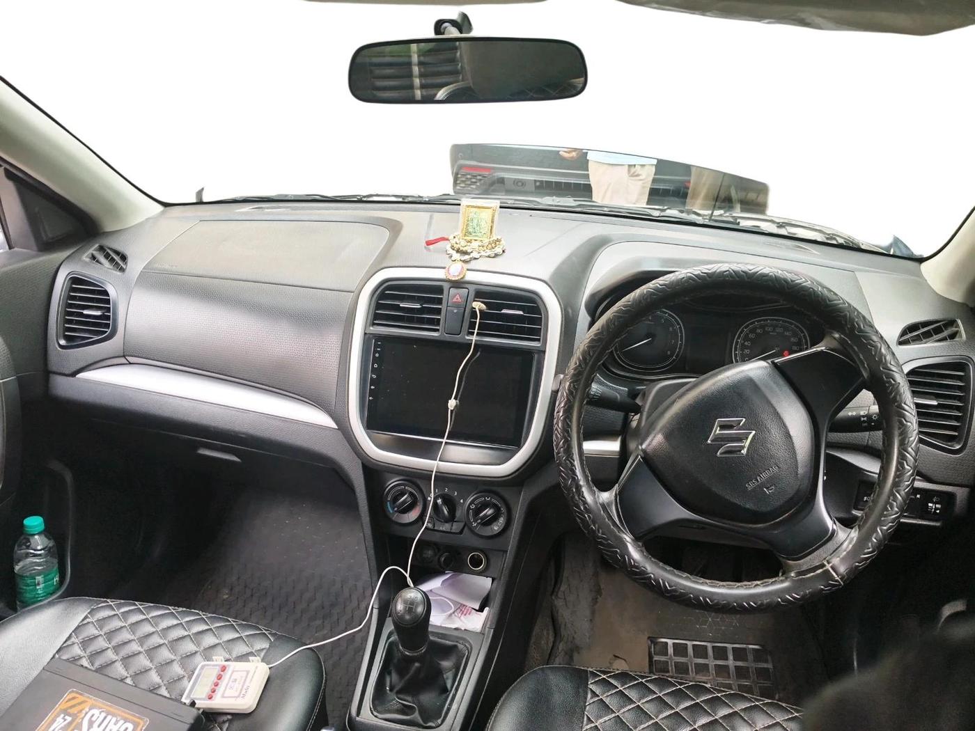 2021 Maruti Vitara Brezza LXI, Petrol, Manual, 91,213 km, interior