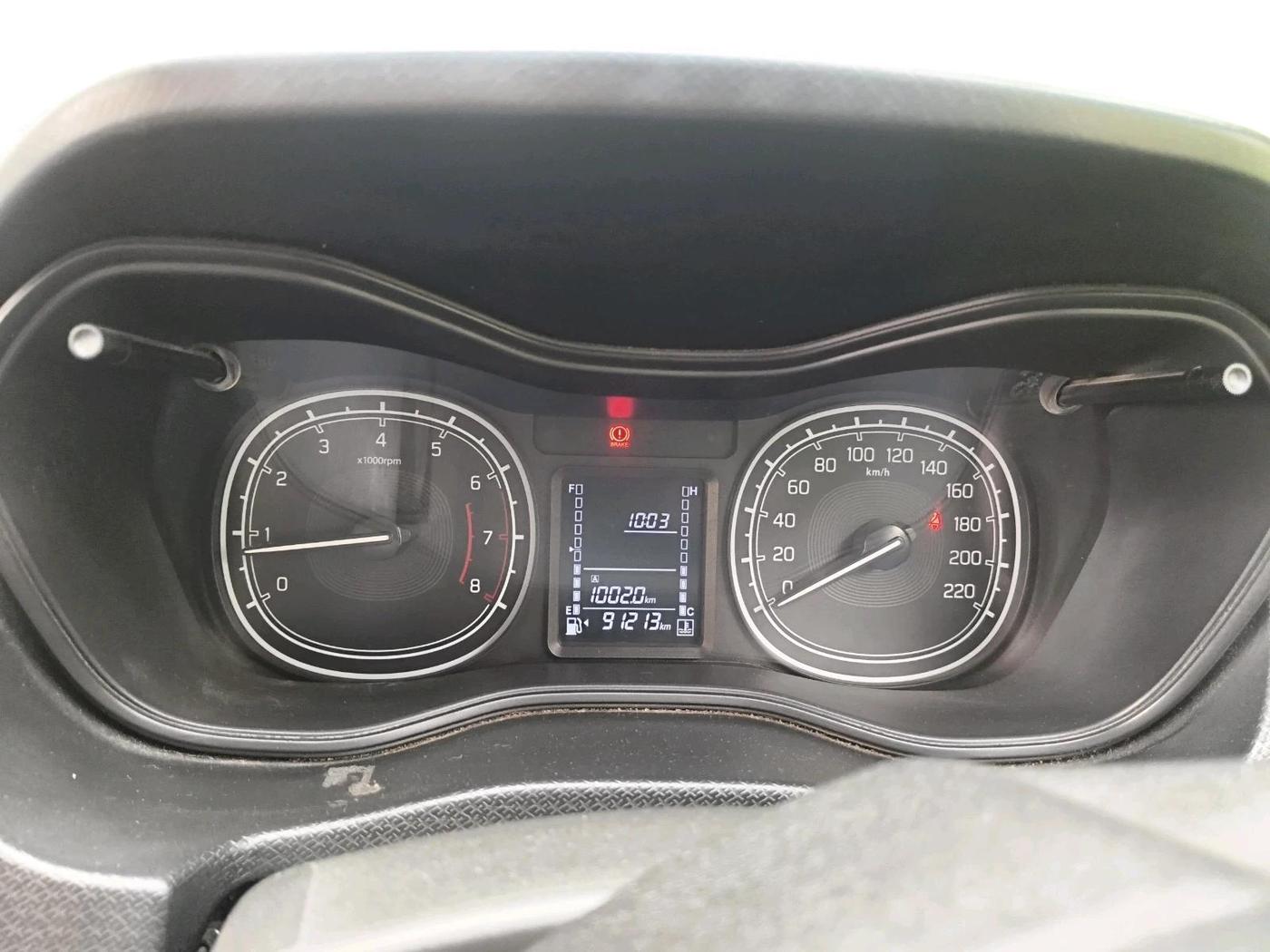 2021 Maruti Vitara Brezza LXI, Petrol, Manual, 91,213 km, interior