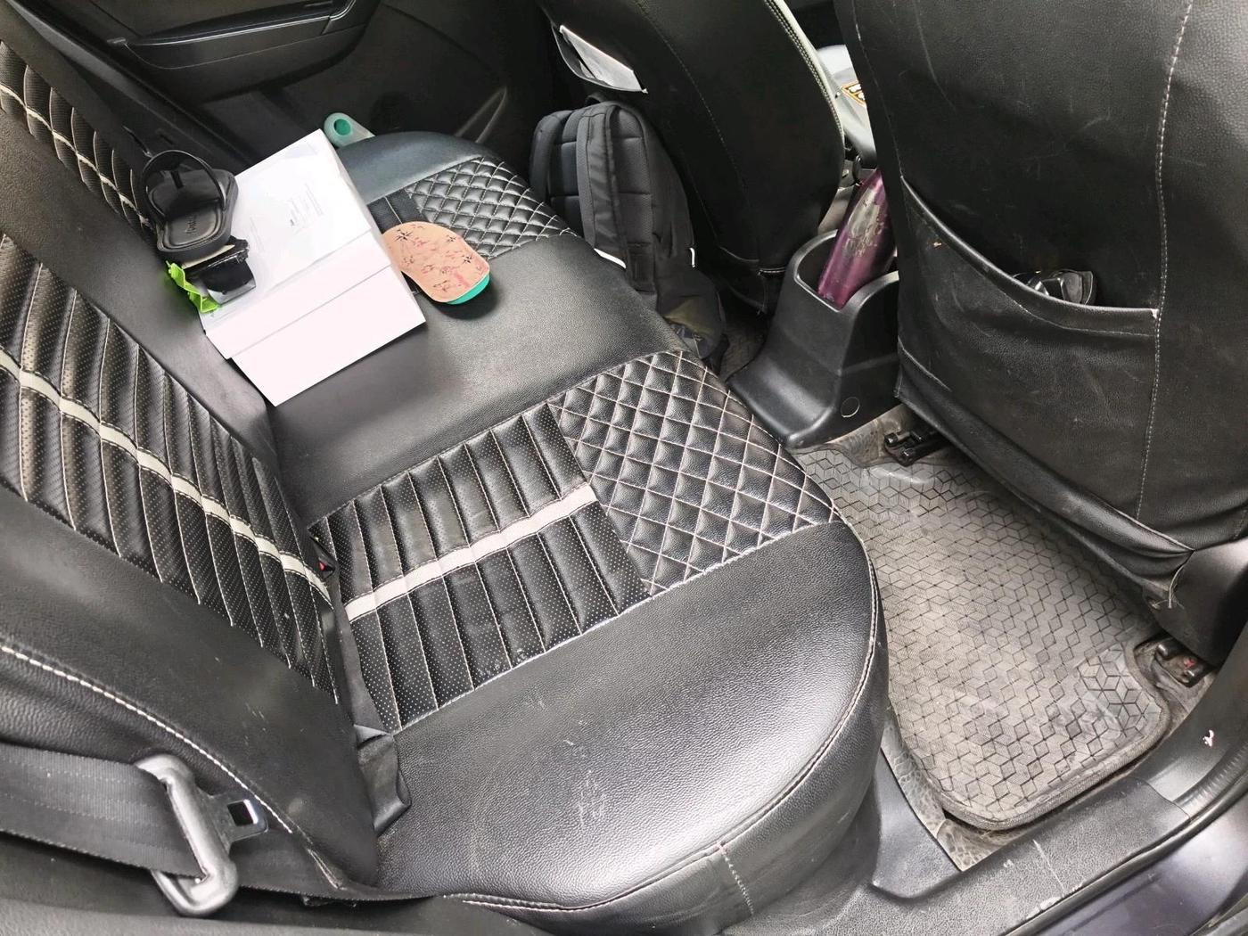 2021 Maruti Vitara Brezza LXI, Petrol, Manual, 91,213 km, interior
