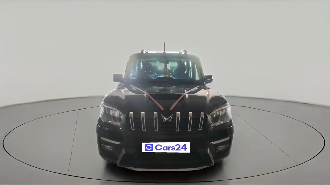 2024 Mahindra SCORPIO CLASSIC S11 MT 7S CC, Diesel, Manual, 27,965 km, exterior