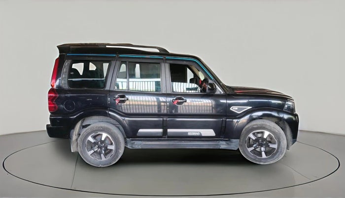 2024 Mahindra SCORPIO CLASSIC S11 MT 7S CC, Diesel, Manual, 27,965 km, exterior