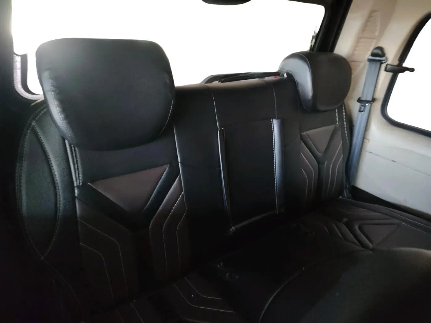 2024 Mahindra SCORPIO CLASSIC S11 MT 7S CC, Diesel, Manual, 27,965 km, interior