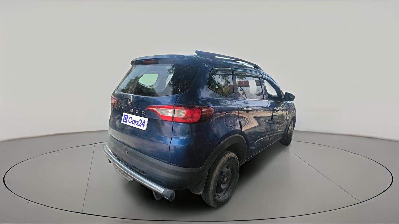 2021 Renault TRIBER RXE MT, Petrol, Manual, 24,363 km, exterior