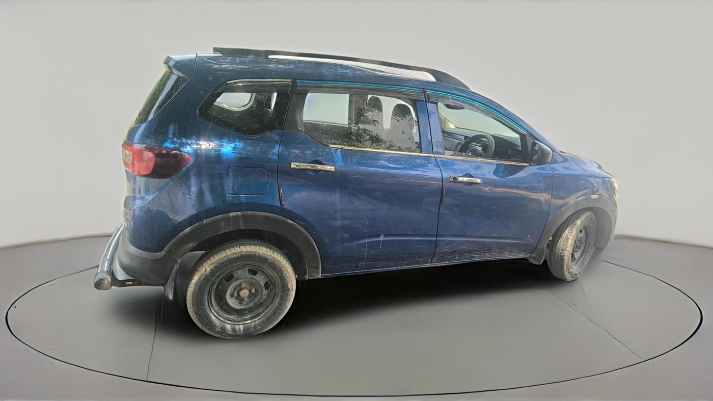 2021 Renault TRIBER RXE MT, Petrol, Manual, 24,363 km, exterior