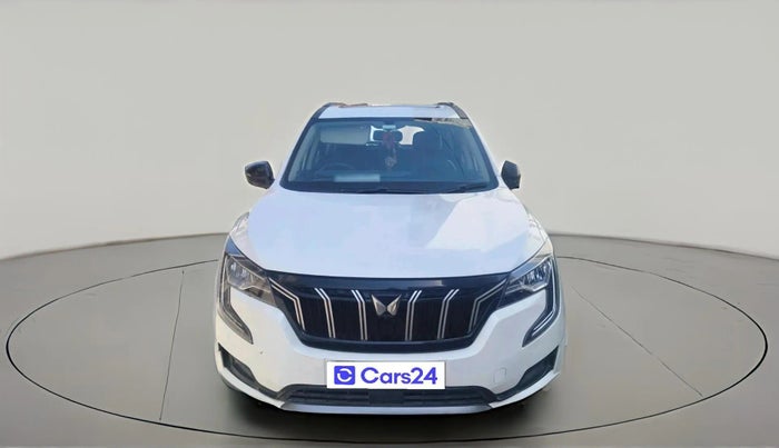 2022 Mahindra XUV700 AX 5 P MT 5 STR, Petrol, Manual, 32,295 km, exterior