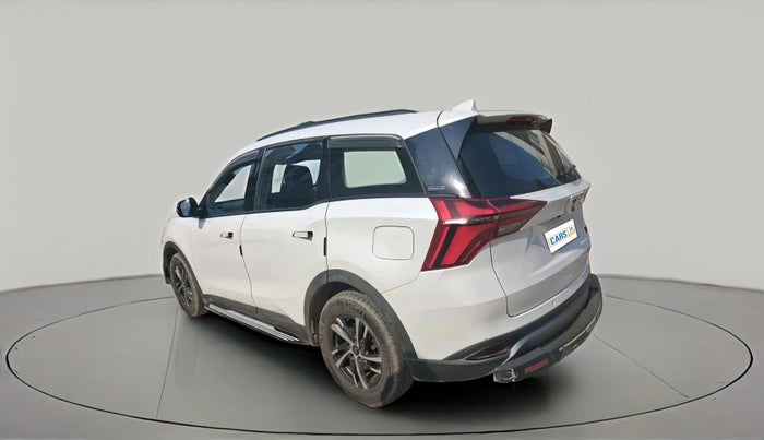 2022 Mahindra XUV700 AX 5 P MT 5 STR, Petrol, Manual, 32,295 km, exterior