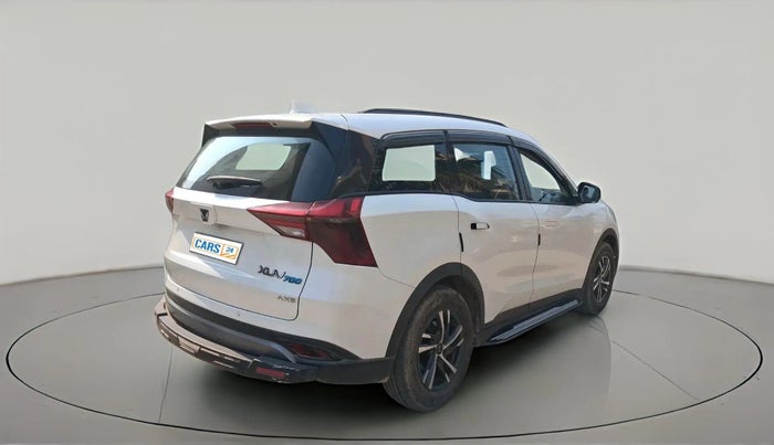 2022 Mahindra XUV700 AX 5 P MT 5 STR, Petrol, Manual, 32,295 km, exterior