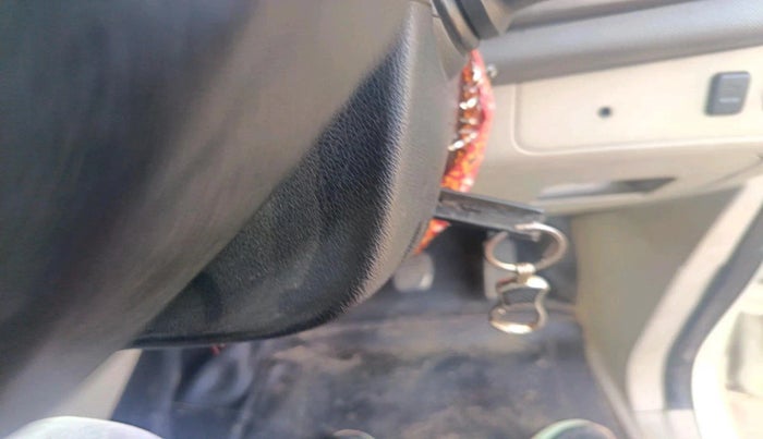 2018 Mahindra MARAZZO M2 7STR, Diesel, Manual, 77,009 km, interior