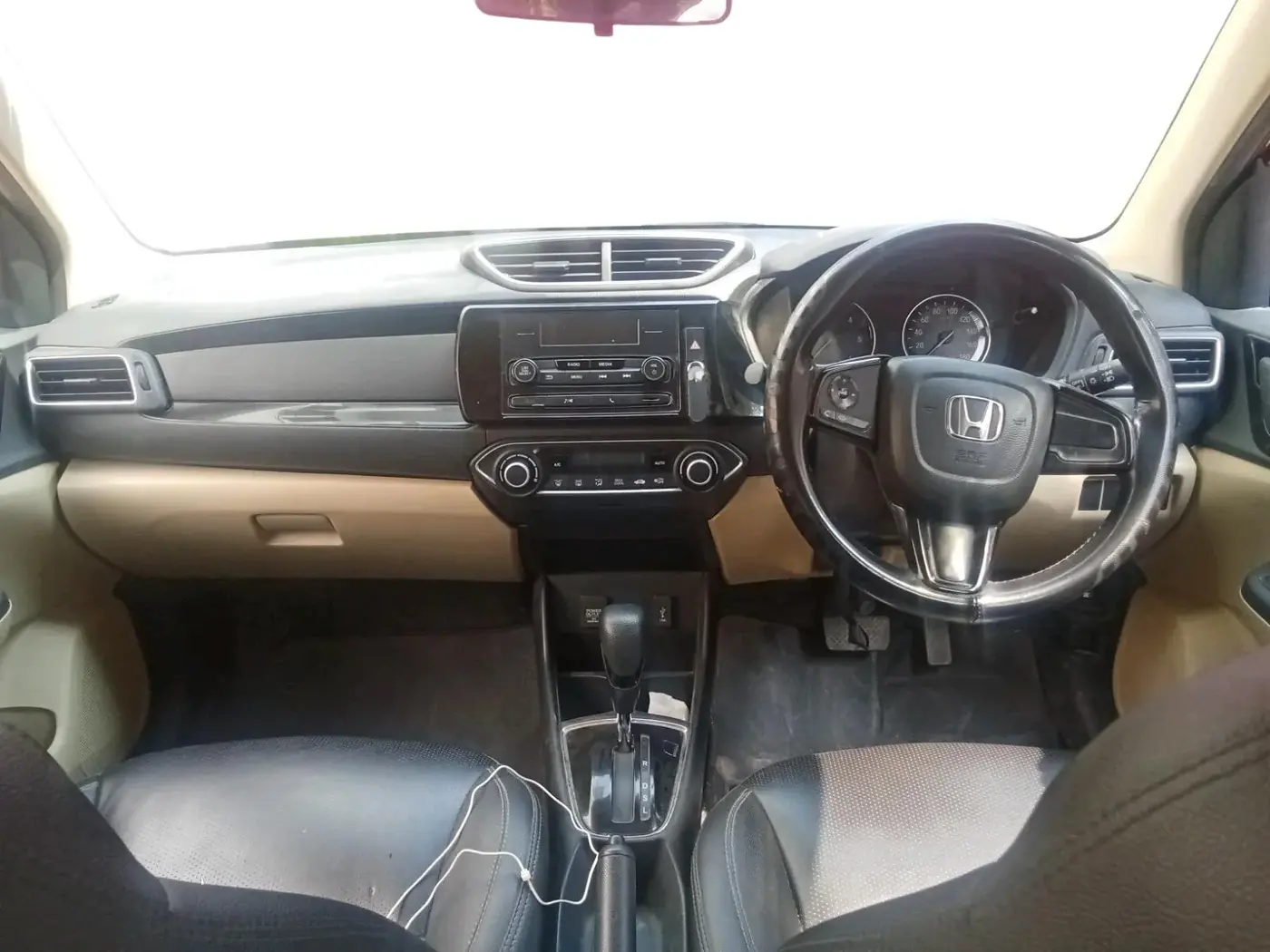 2018 Honda Amaze 1.5L I-DTEC V CVT, Diesel, Automatic, 63,372 km, interior
