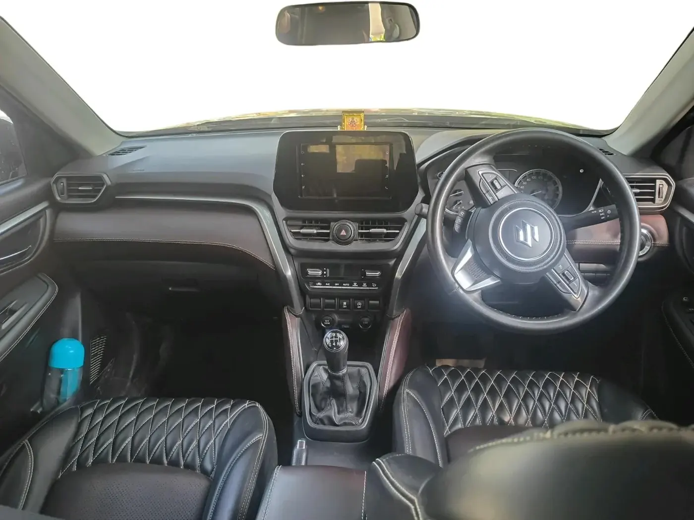 2024 Maruti Grand Vitara DELTA SMART HYBRID, Petrol, Manual, 25,654 km, interior