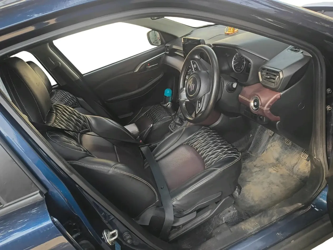 2024 Maruti Grand Vitara DELTA SMART HYBRID, Petrol, Manual, 25,654 km, interior
