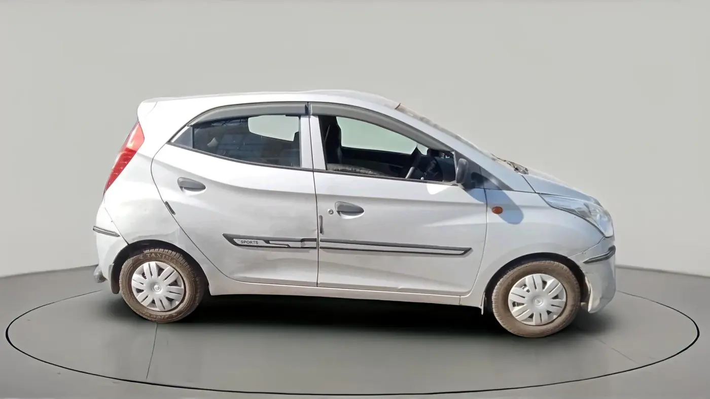 2017 Hyundai Eon 1.0 KAPPA ERA +, Petrol, Manual, 28,769 km, exterior