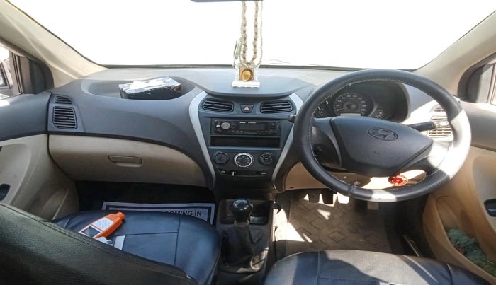 2017 Hyundai Eon 1.0 KAPPA ERA +, Petrol, Manual, 28,769 km, interior