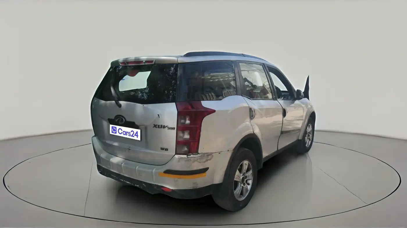 2013 Mahindra XUV500 W8, Diesel, Manual, 1,90,042 km, exterior