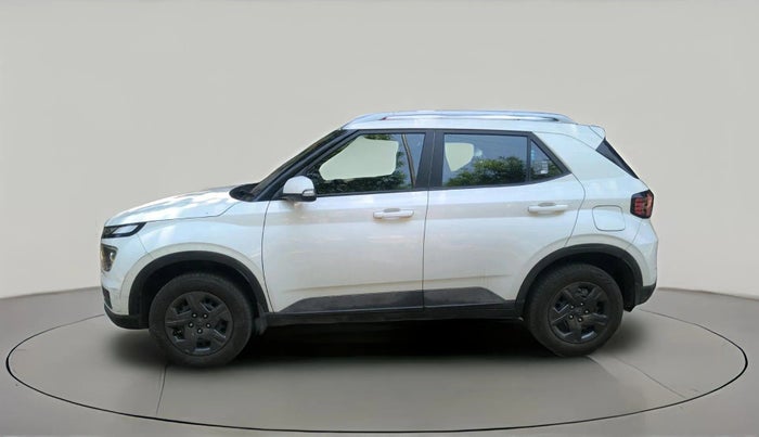 2023 Hyundai VENUE S(O) 1.2, Petrol, Manual, 11,015 km, exterior