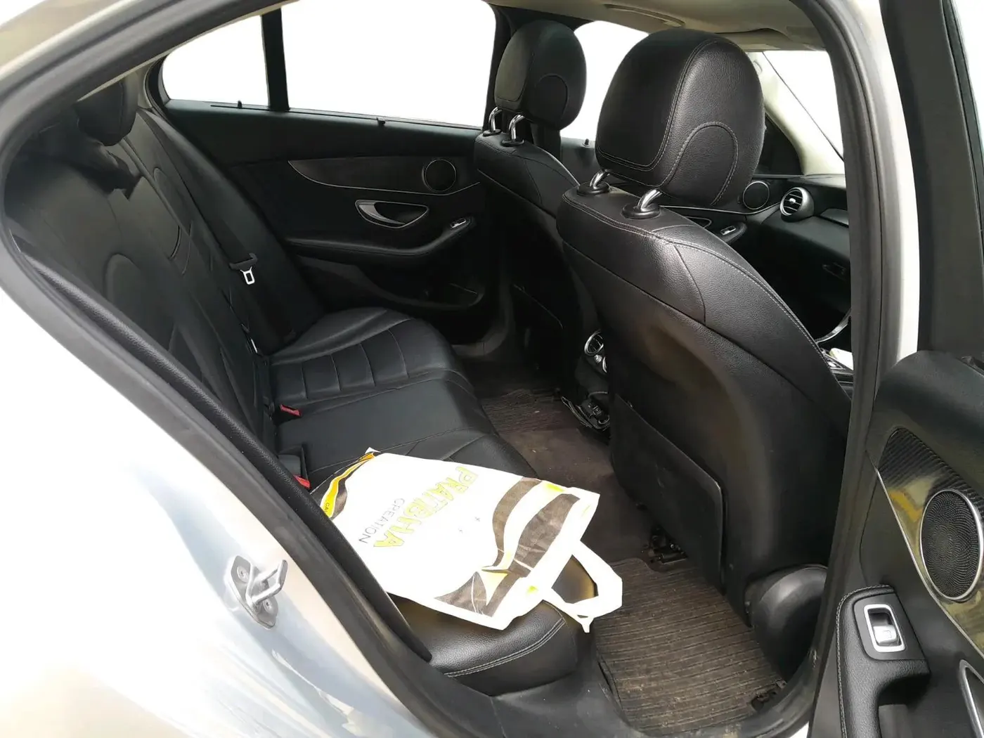 2017 Mercedes Benz C Class 220d, Diesel, Automatic, 1,16,495 km, interior