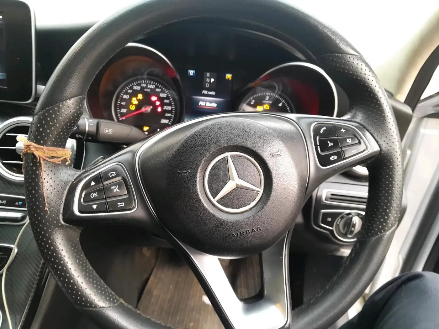 2017 Mercedes Benz C Class 220d, Diesel, Automatic, 1,16,495 km, interior