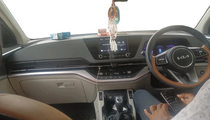 2024 KIA CARENS Prestige (O) 1.5 Petrol 7 STR, Petrol, Manual, 15,092 km, interior