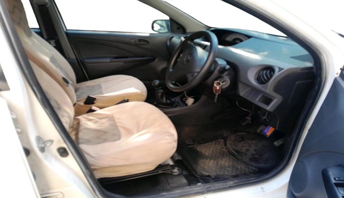 2012 Toyota Etios Liva GD, Diesel, Manual, 1,52,611 km, interior