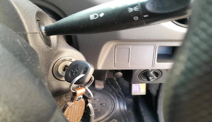 2012 Toyota Etios Liva GD, Diesel, Manual, 1,52,611 km, interior